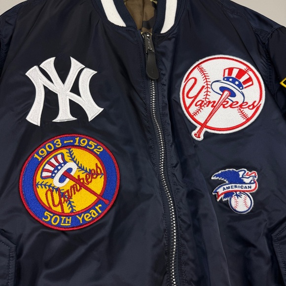 Alpha Industries x New Era x New York Yankees Graphic Patch Bomber Jacket - Picture 4 of 6